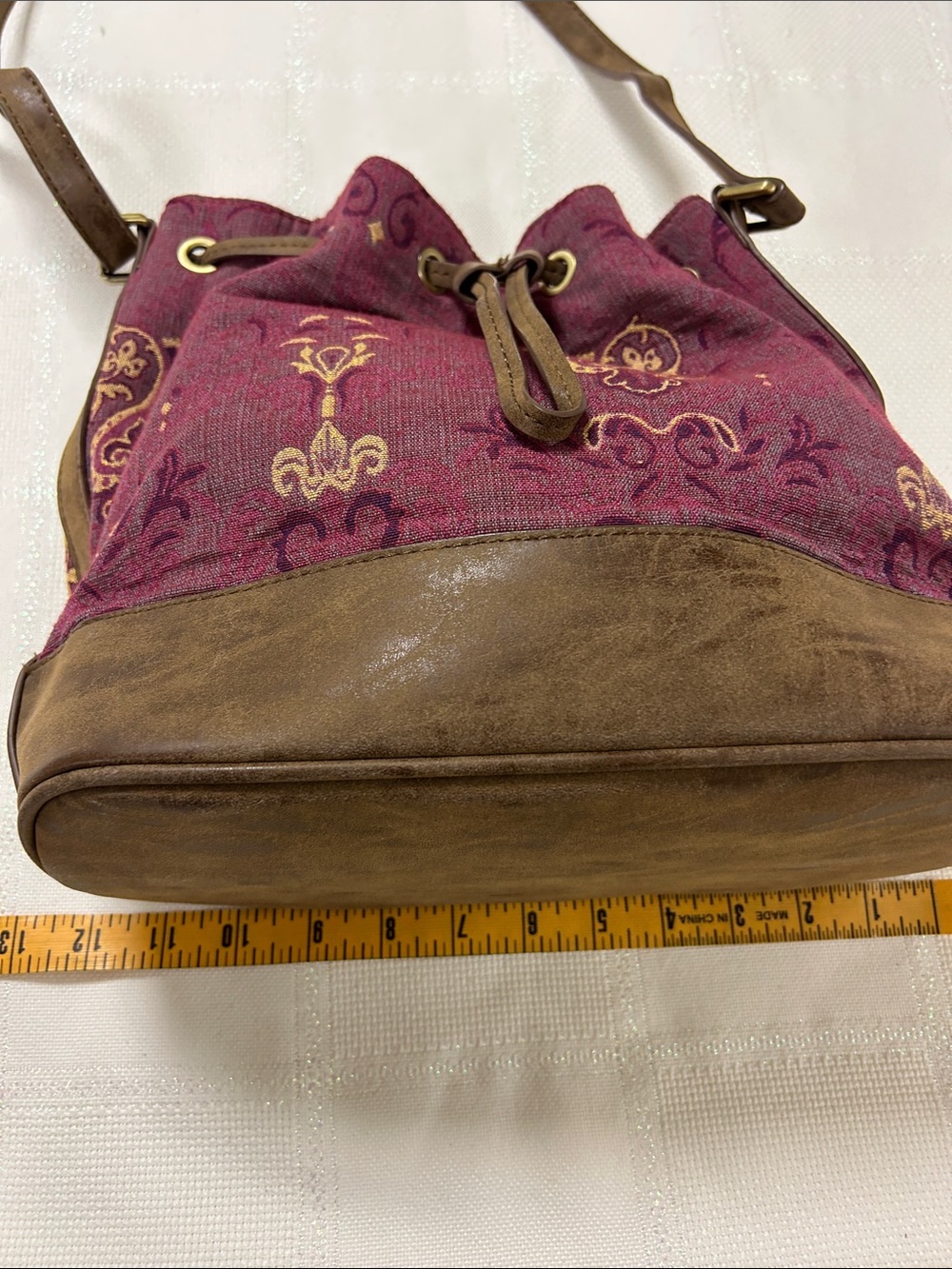 Simply Noelle Pink and Brown Drawstring Bucket Crossbody Bag image 7